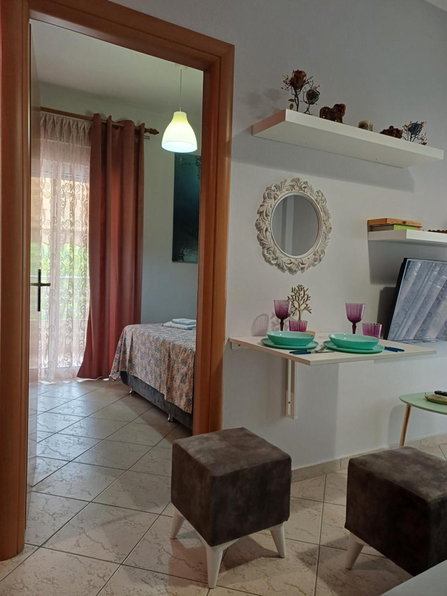 Pineparkview Apartment อเล็กซานโดรโพลิส ภายนอก รูปภาพ